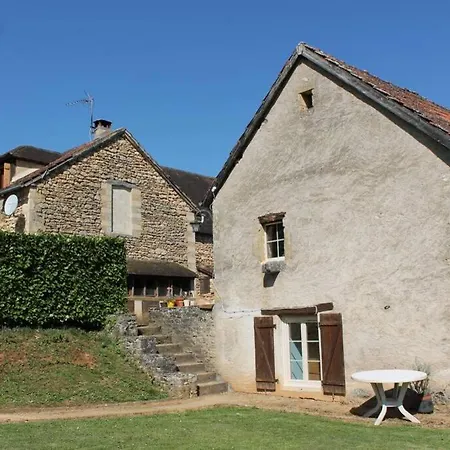 Дом отдыха Gites A Saint Leon Sur Vezere Sergeac